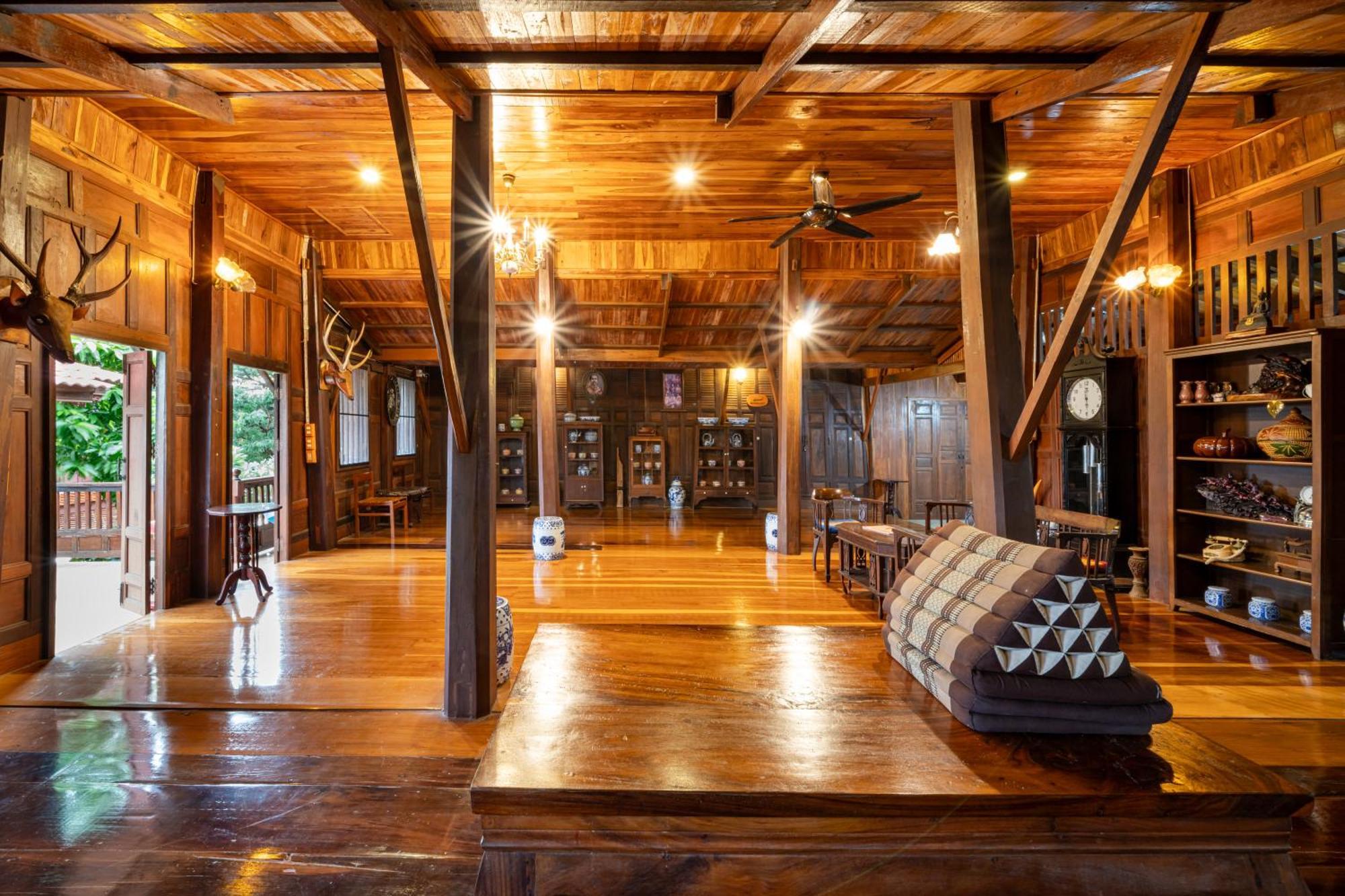 Athithara Homestay Phra Nakhon Si Ayutthaya Esterno foto