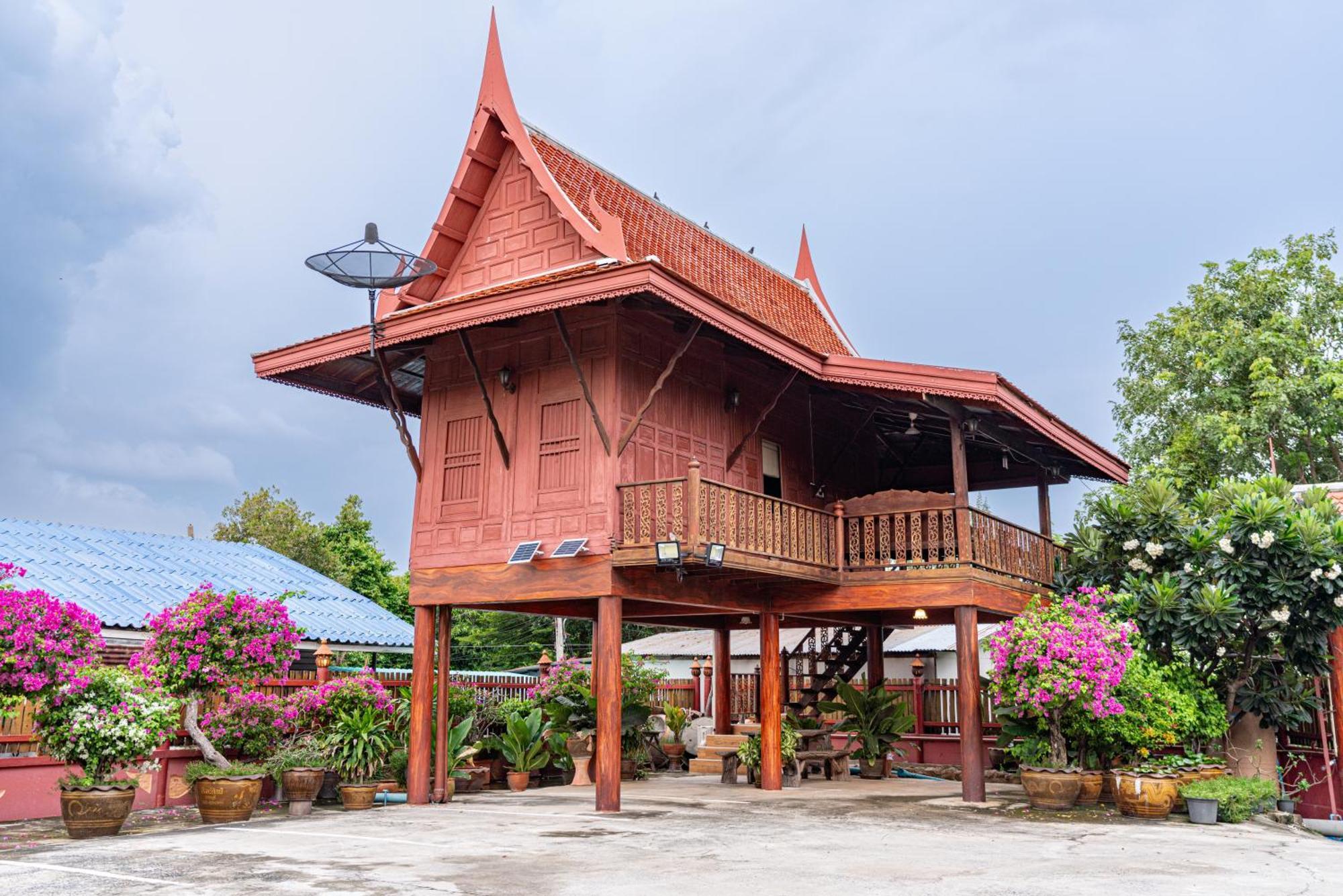 Athithara Homestay Phra Nakhon Si Ayutthaya Esterno foto