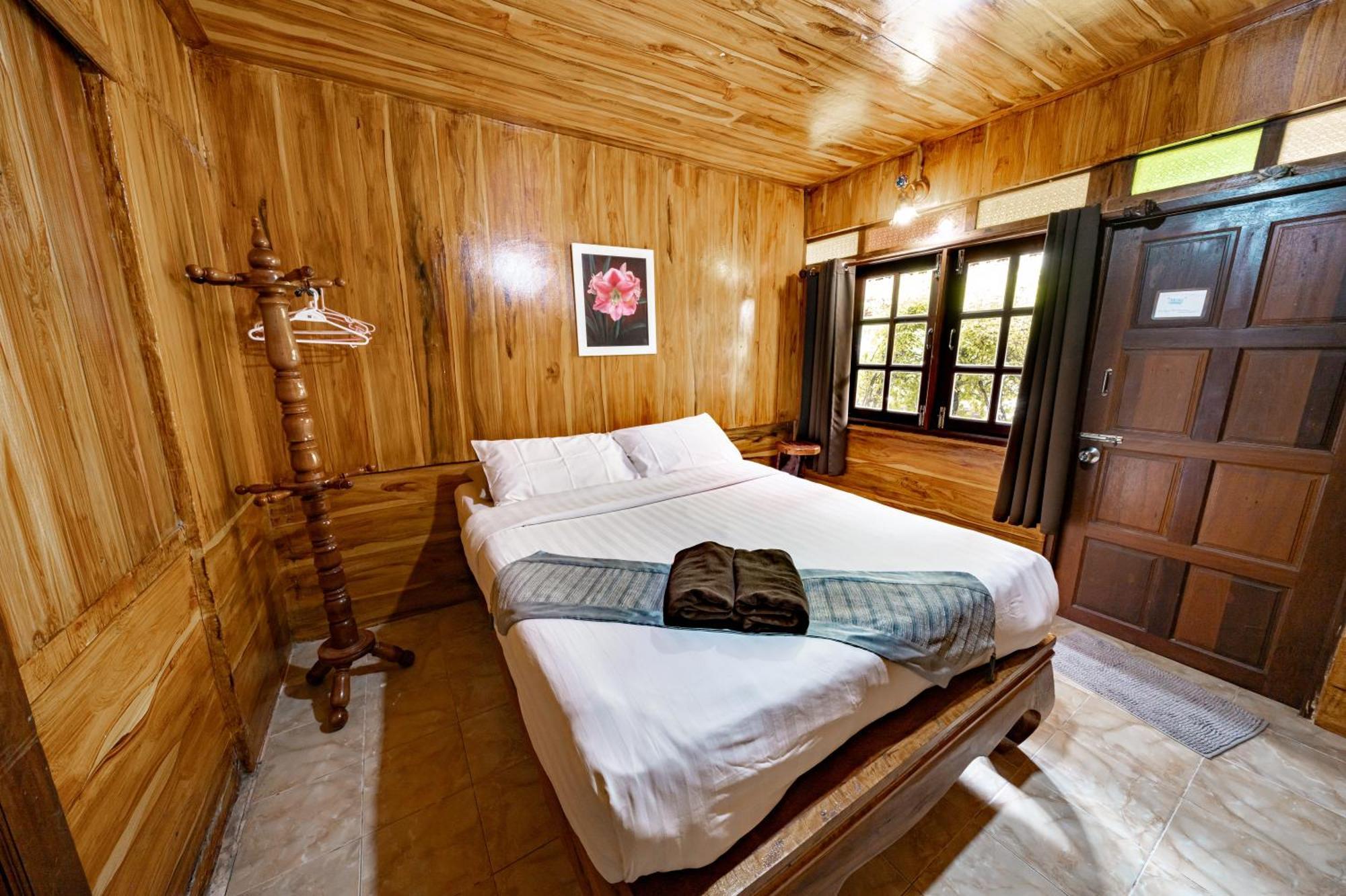Athithara Homestay Phra Nakhon Si Ayutthaya Esterno foto